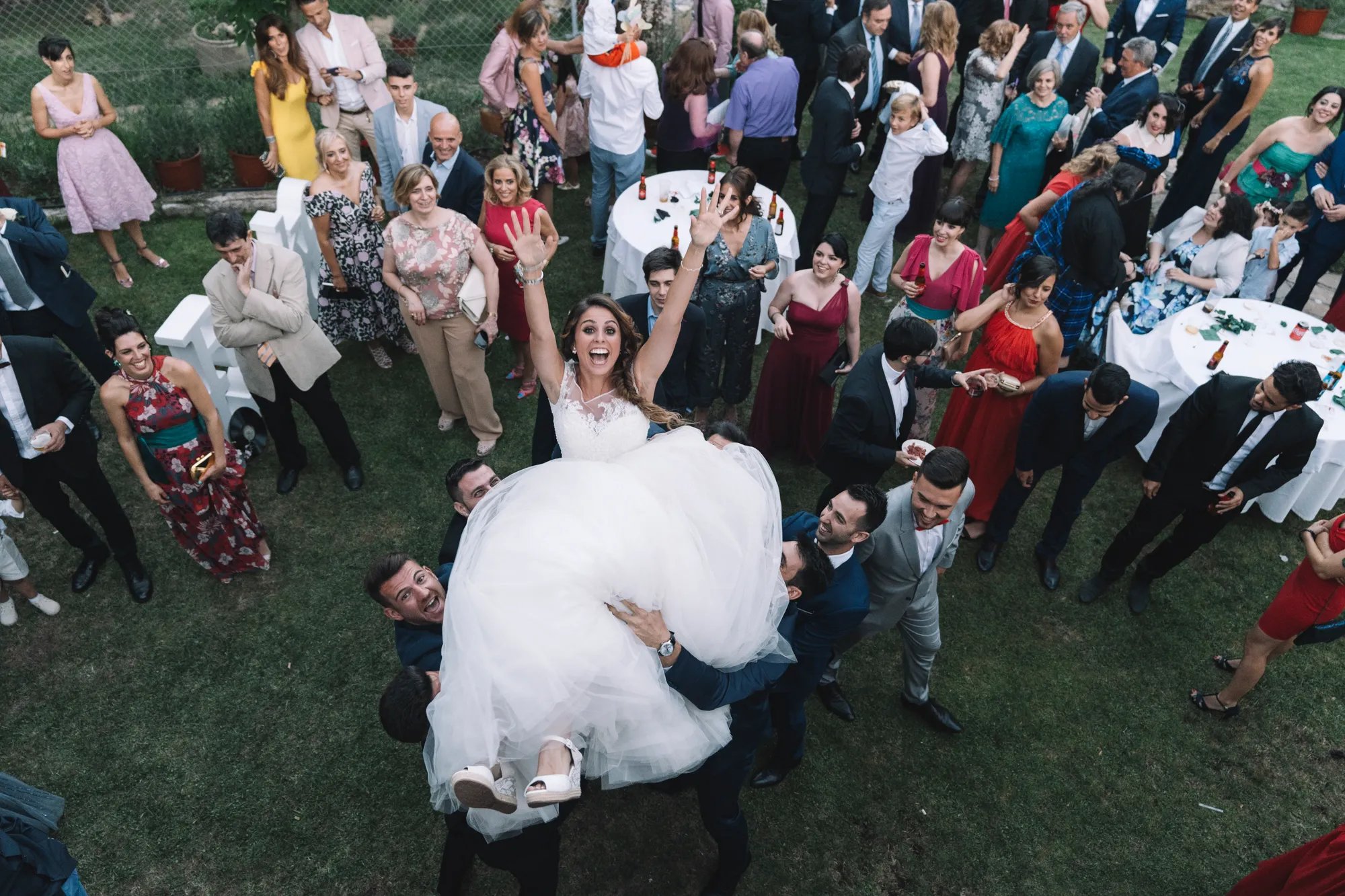 drone picture of wedding party- akoma-weddings